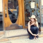Profile picture of Gwen (eclectic_seller_too)
